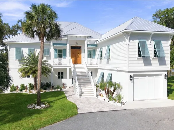 414 NW 8th Ave, Crystal River, FL 34428