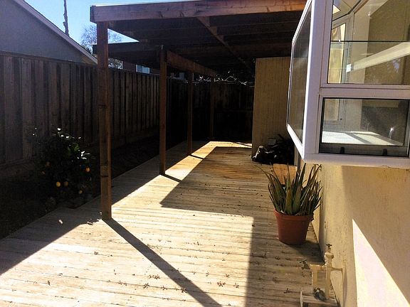 4th image of 5248 Felicia Ave