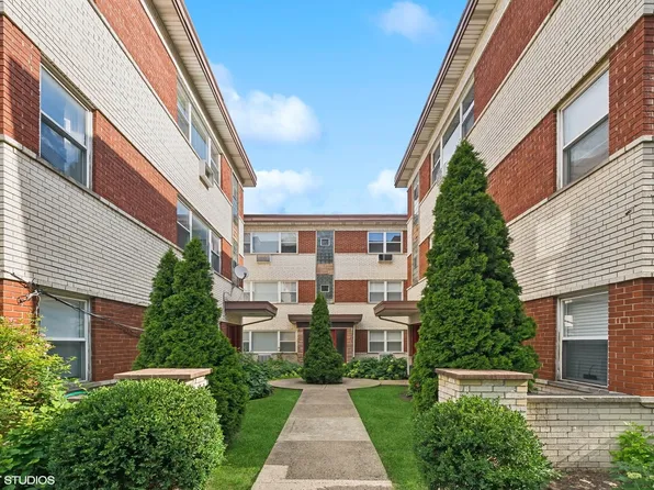 2652 W Rascher Ave APT 304, Chicago, IL 60625