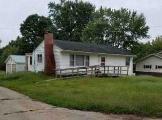 206 Helen St NE, Hopkinton, IA 52237