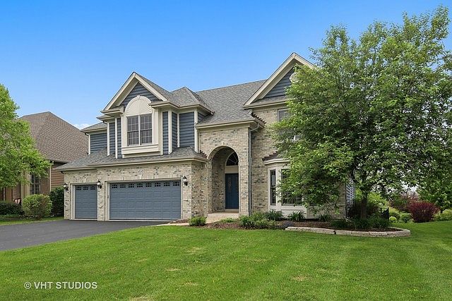 1st image of 458 Pheasant Hill Dr