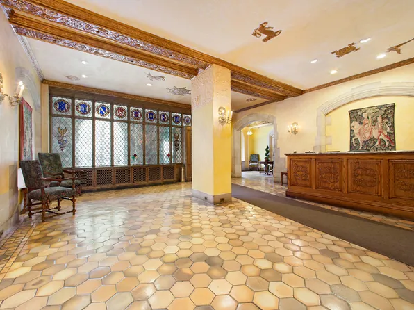 25 Tudor City Place image 12 of 18