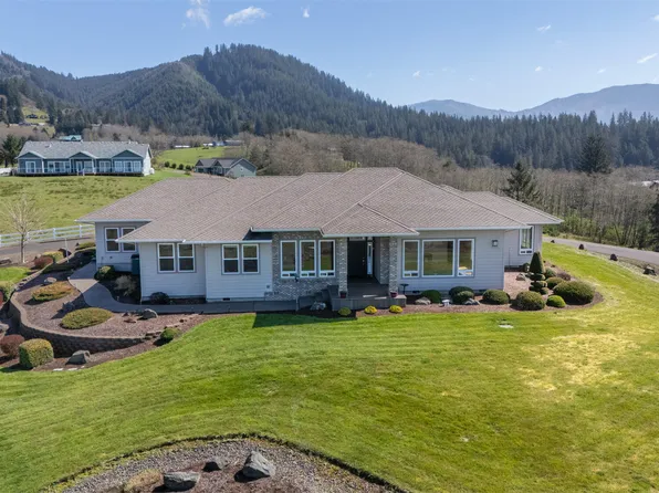 825 Marvin Rd, Tillamook, OR 97141