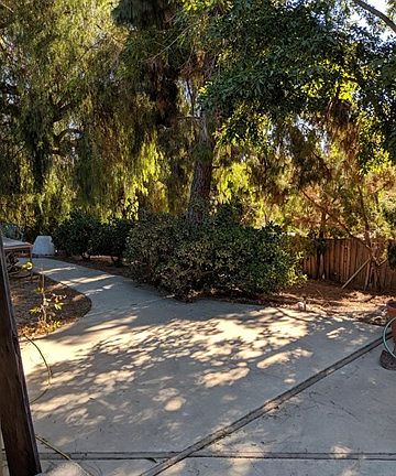 5th image of 572 Galsworthy St