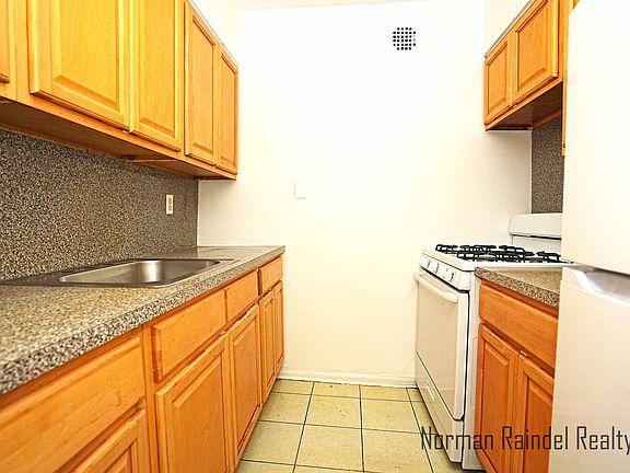 4th image of 11712 Ocean Promenade APT 3M