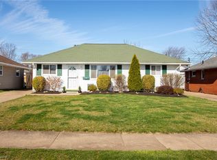 320 Thelma Dr, Sheffield Lake, OH