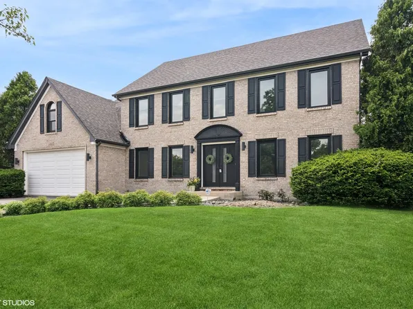 1465 Monarch Cir, Naperville, IL 60564