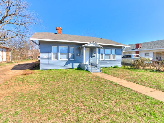 3rd image of 2224 N Lottie Ave