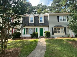 610 John St, Clayton, NC 27520