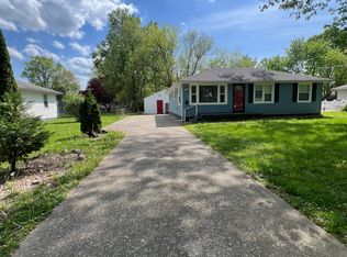 2702 Pioneer Rd, Shively, KY 40216