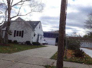 712 Buckingham St SW, Wyoming, MI 49509