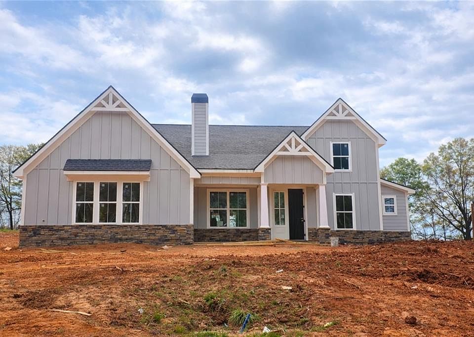 1st image of 77 Maney Rd