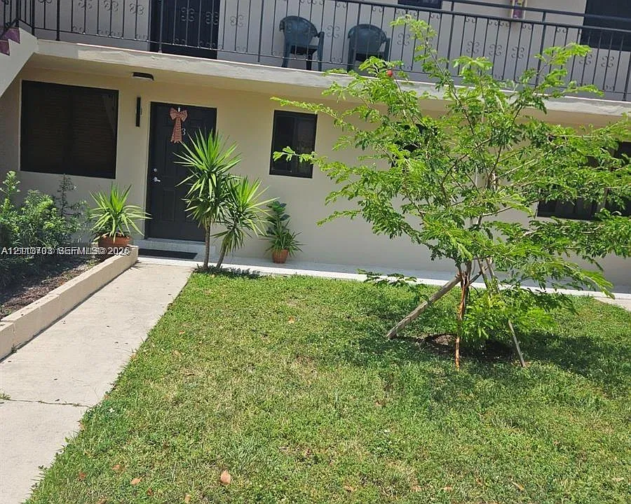 1434 NW 2nd St #6