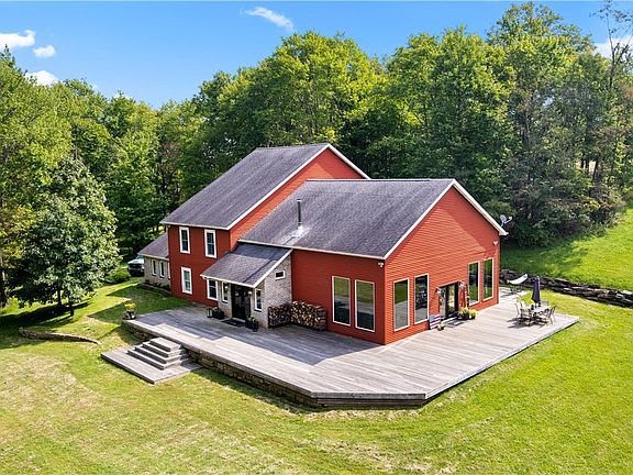 2nd image of 206 Deepwoods Ln