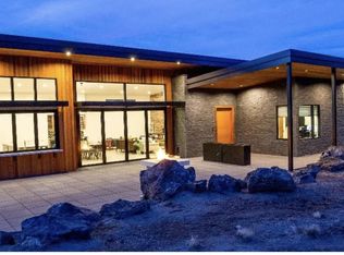 1489 NW Puccoon Ct, Bend, OR 97703