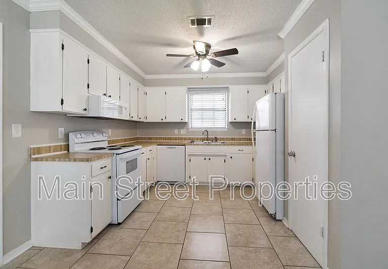 587 Bobwhite Dr — Photo 3