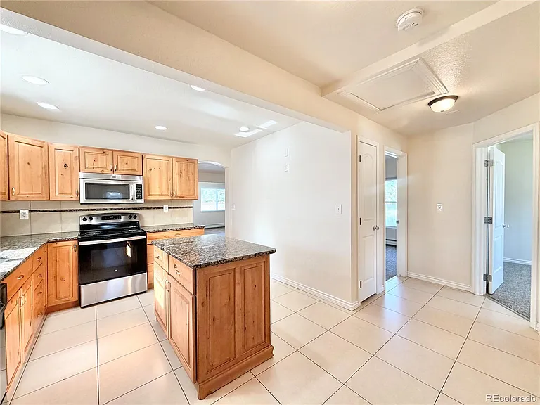 10625 W 58th Ave #B — Photo 6