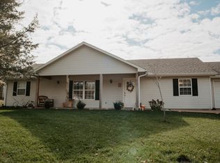 3 Deveron Rd, Winfield, KS 67156