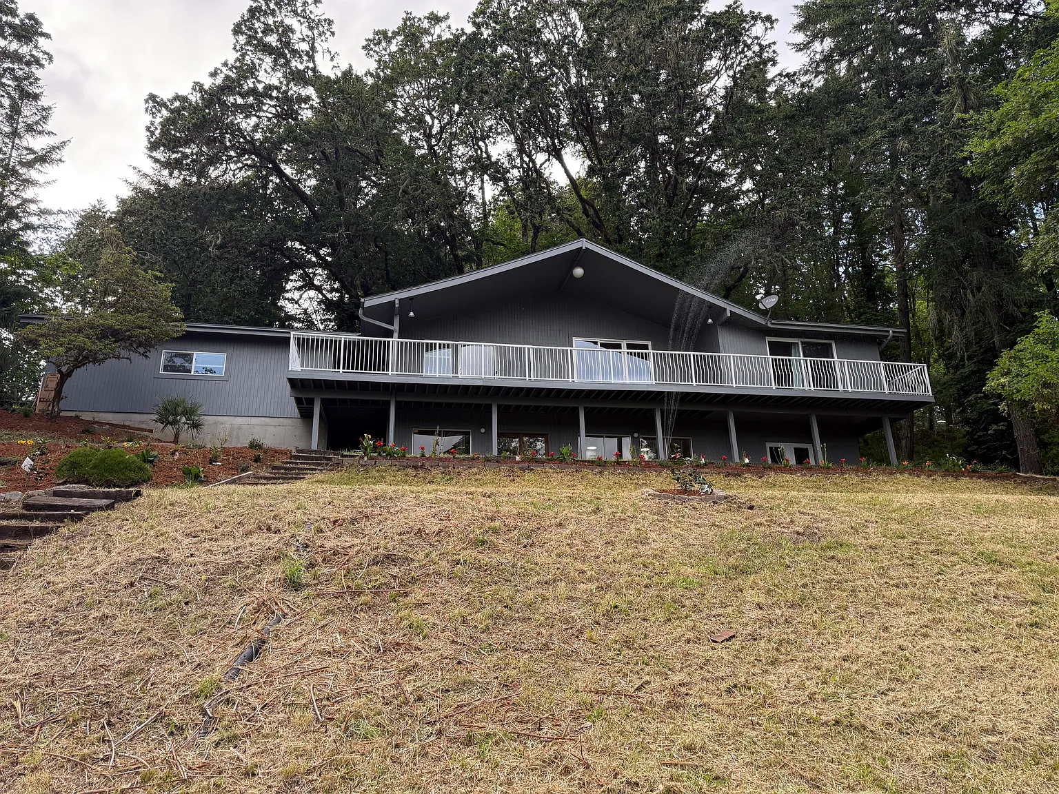 4 bed, 3064 sqft, $4,899 — Photo 1