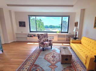 (Undisclosed Address), Arlington, VA 22209