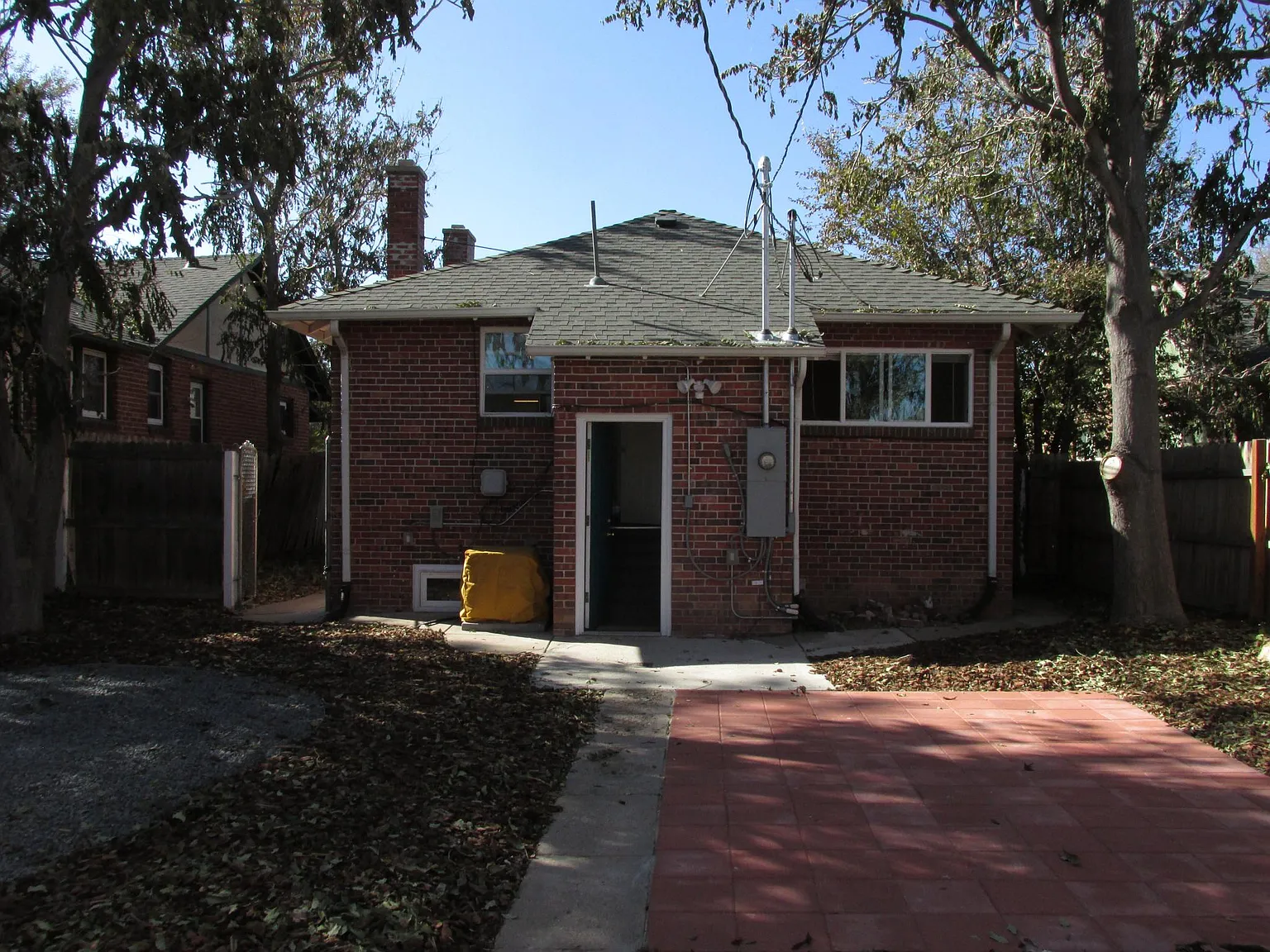 3532 Garfield St — Photo 2