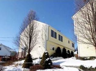 16 Arther St, Greenwich, CT 06831