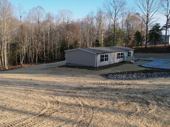 209 Deerfield Estates Ln