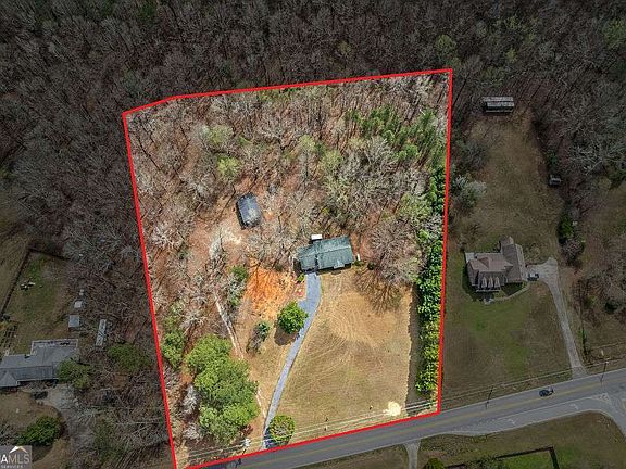 2nd image of 1450 Nebo Rd