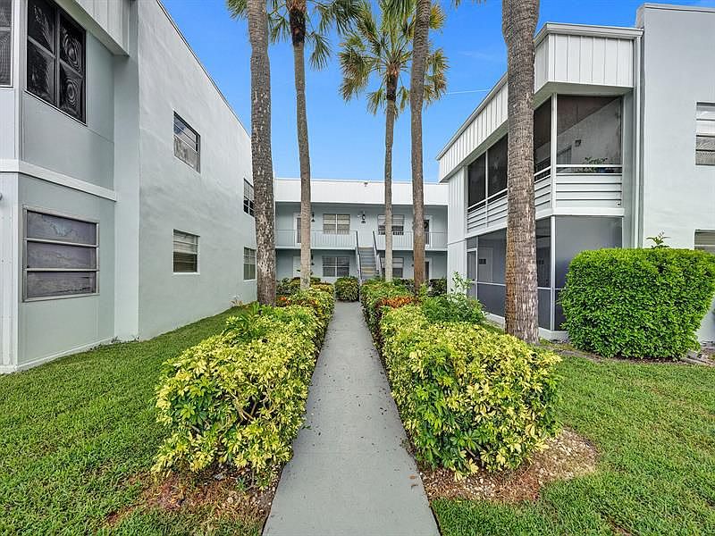 1st image of 113 Normandy Ln #C