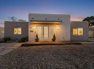 1212 Calle Del Sol NE, Albuquerque, NM 87106