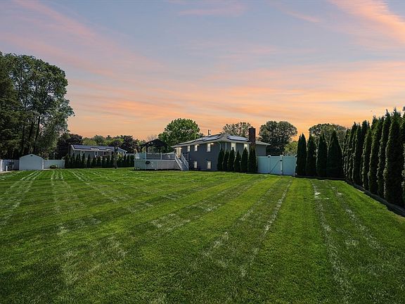 3rd image of 82 Concetta Dr