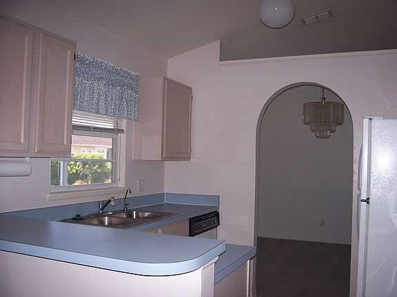 Kitchen With Upgraded Cabinets