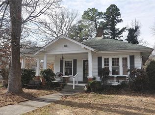 1126 McCormick St, Greensboro, NC 27403