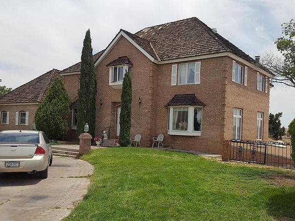 3rd image of 1124 Helen Ave
