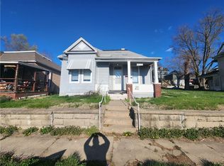 1213 N 7th St, Saint Joseph, MO 64501