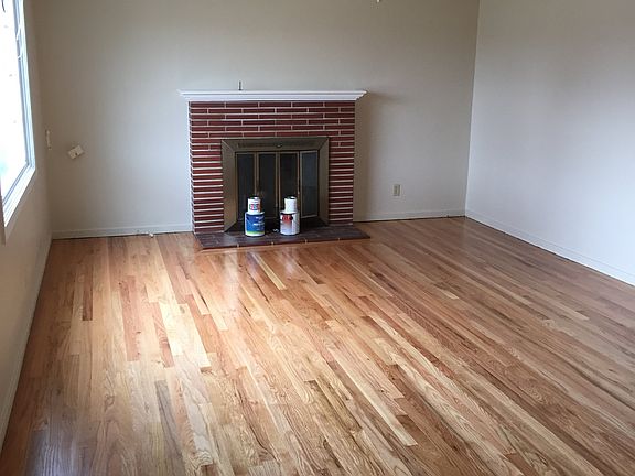5th image of 5860 18th Ave
