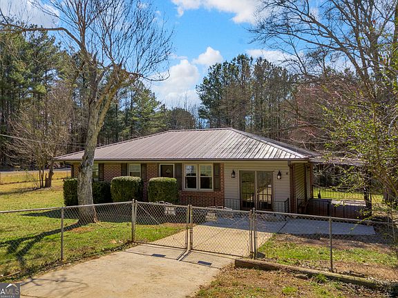 3rd image of 900 Defoor Rd