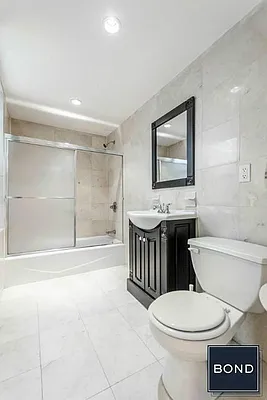 Rented by Bond New York | media 30