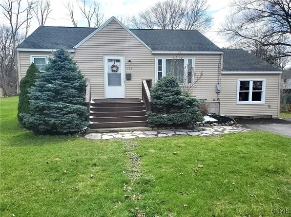 702 Earl Ave, Syracuse, NY 13211