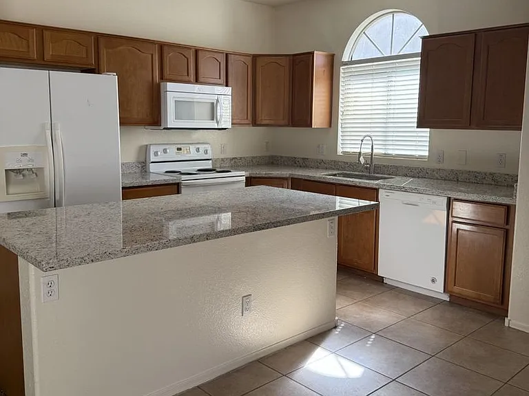 4192 S Soboba St — Photo 3