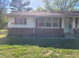 192 Highlander Dr #A & B, Carbondale, IL 62903