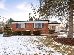 17343 Pershing Ave, Livonia, MI 48152