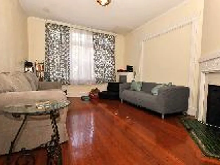 10 Strathmore Rd #301 — Photo 3