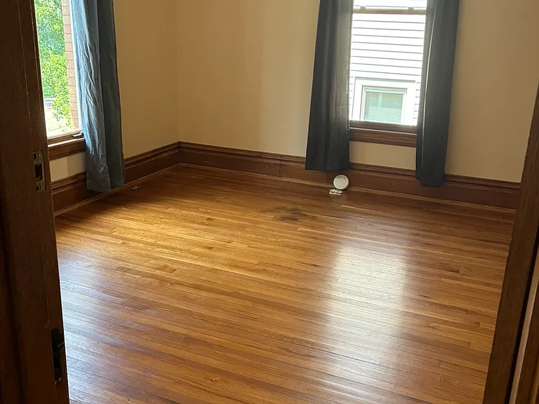 54 Morris Ave — Photo 46