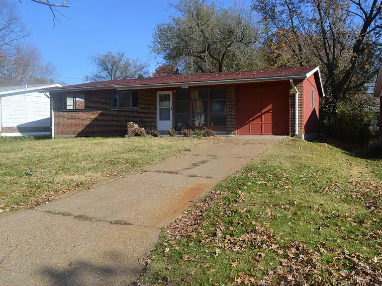 10326 Edgefield Dr — Photo 1
