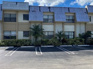11136 Royal Palm Blvd #4-11, Pompano Beach, FL 33065