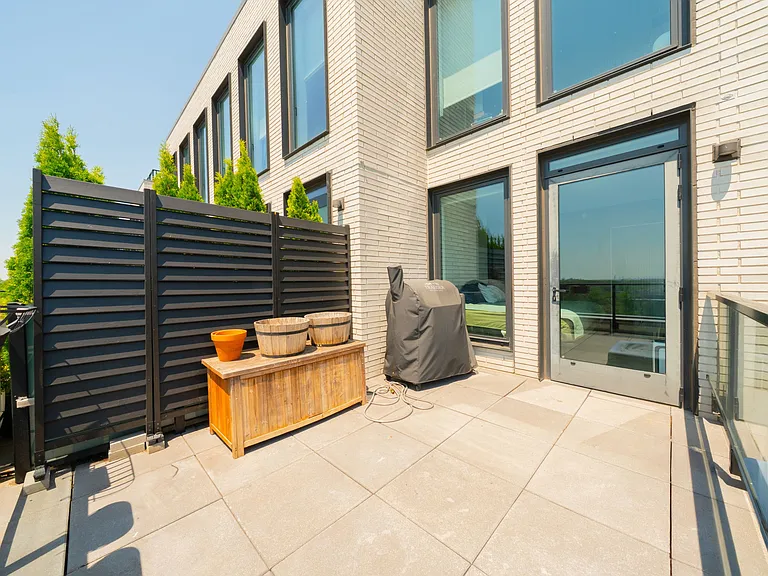 111 Montgomery St #11F — Photo 8