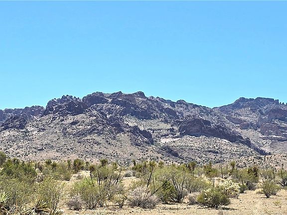 5th image of 3351 S Boriana Rd