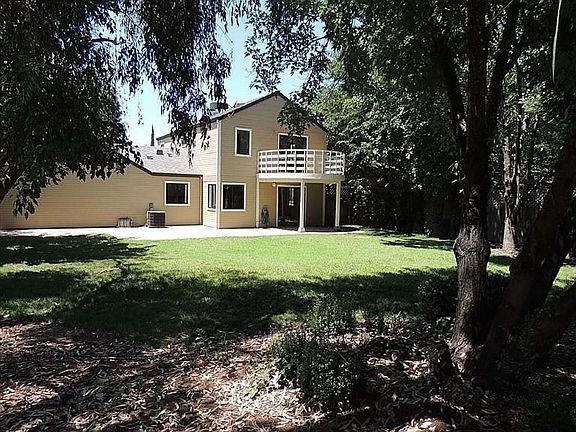 2nd image of 7226 Geowood Way