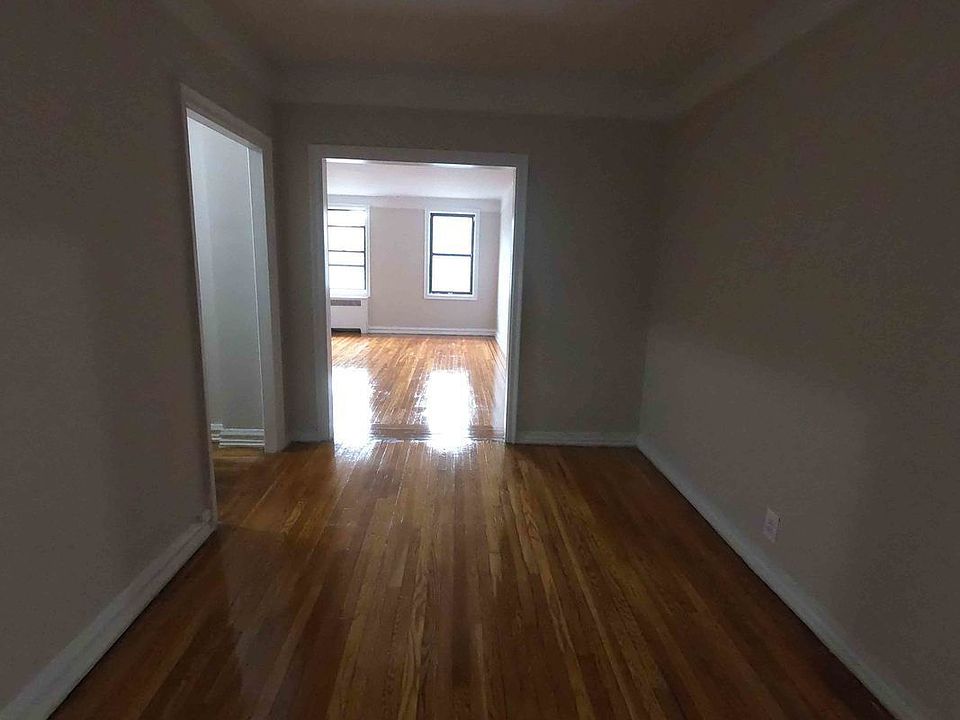 2nd image of 2520 30th Rd APT 3E
